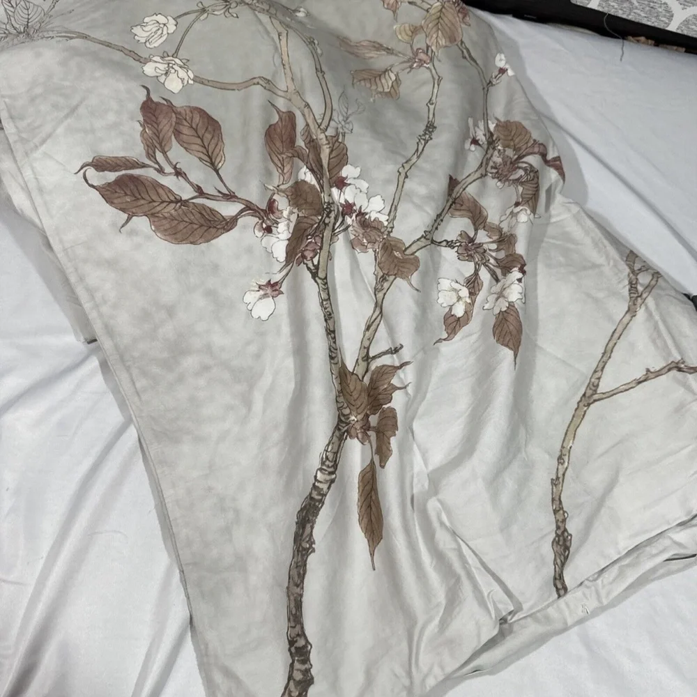 USED $350 Michael Aram [ Queen ] Antique Cherry‎ Blossom Duvet Cover